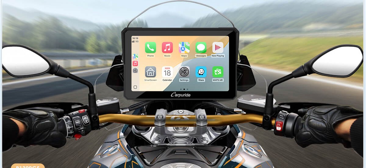 Pantalla Carpuride montada en una moto BMW