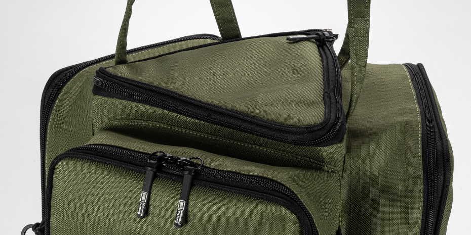 Mochila triangular verde militar