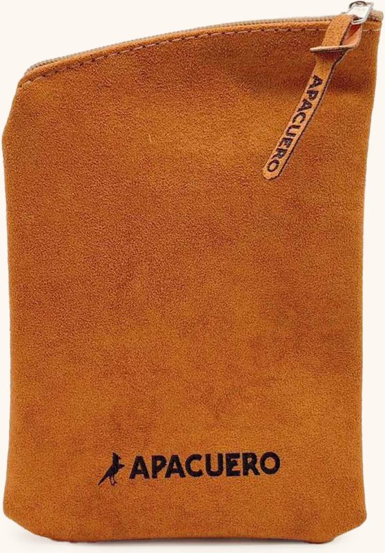 Yerbera de eco cuero gamuzado con logo Apacuero