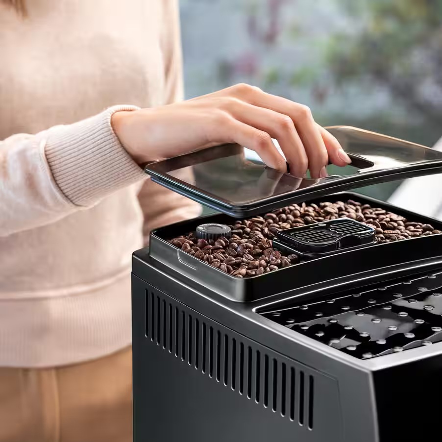 Caf&eacute; reci&eacute;n hecho en cada taza