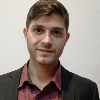 Ariel Caballero, formador en IA aplicada a la educación
