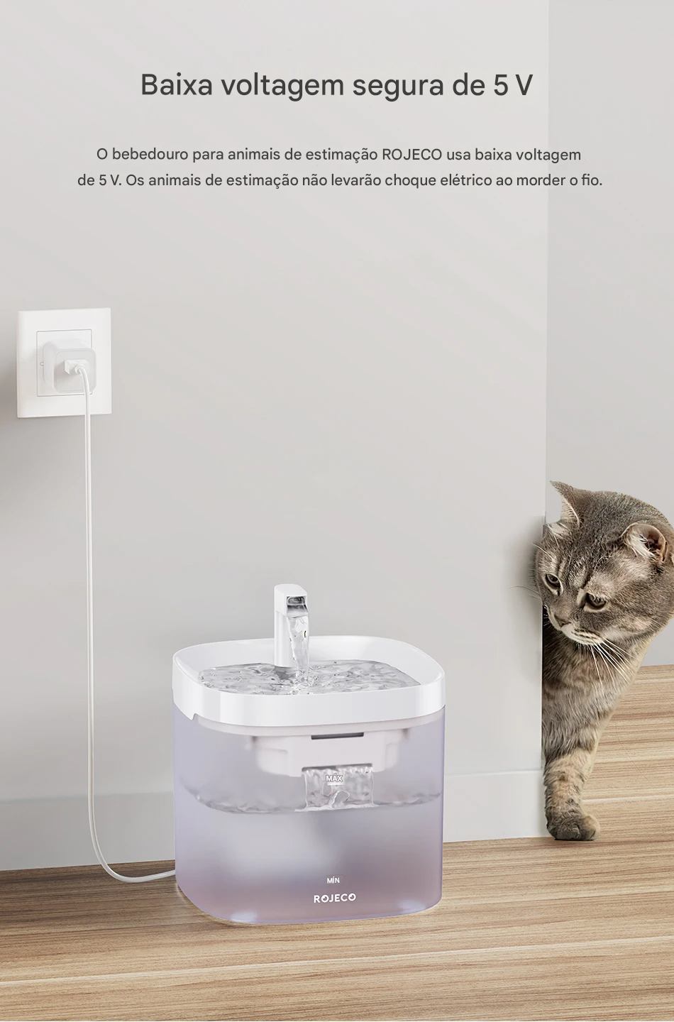 Fonte Rojeeco com pets bebendo &aacute;gua