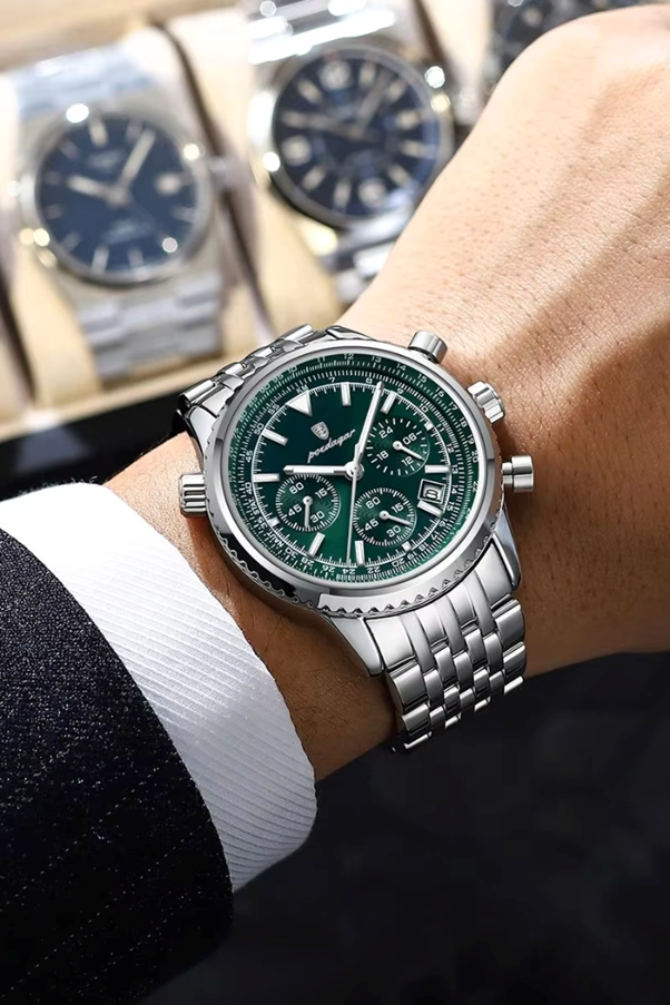 A close up of a watch

AI-generated content may be incorrect.