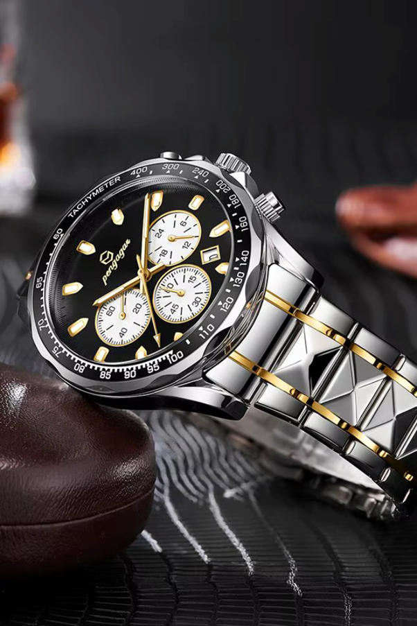 A close up of a watch

AI-generated content may be incorrect.