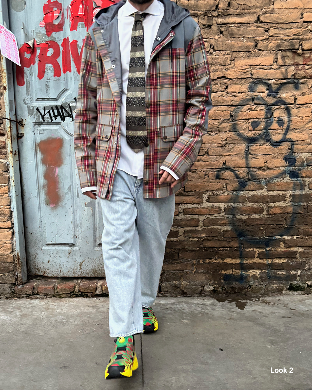 Look 2
