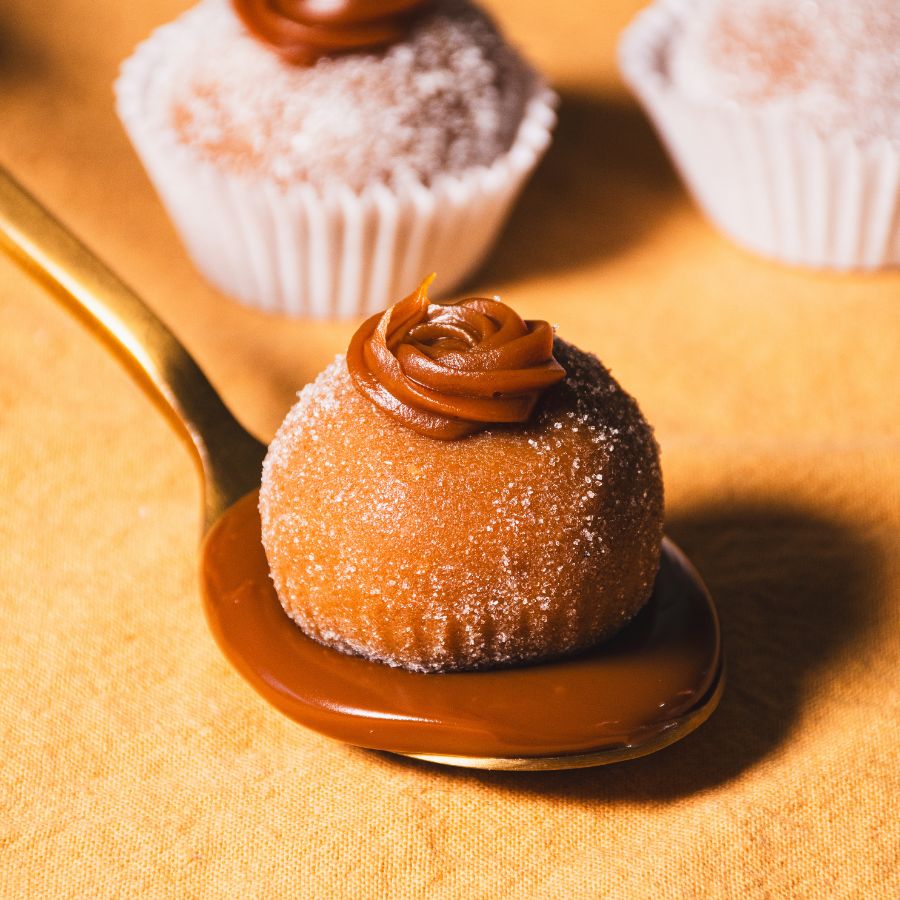 CAKE ROLL