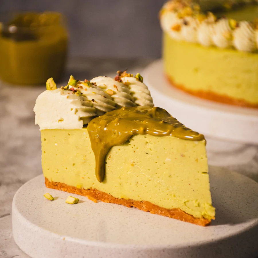 CHEESCAKE CARROT CAKE