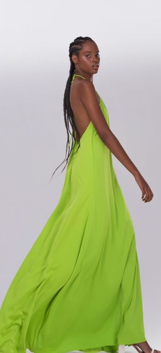 Modelo vestindo look elegante 3