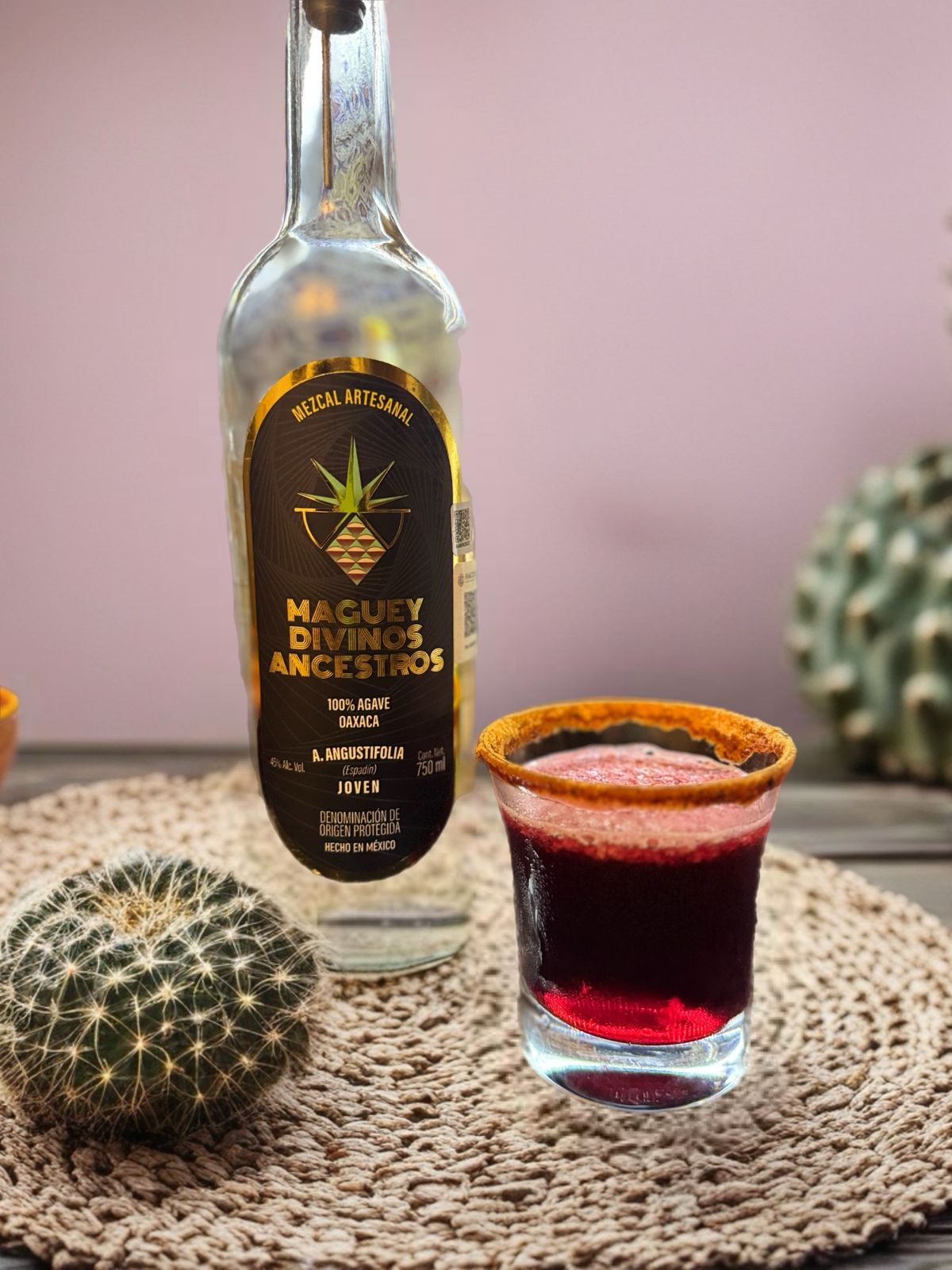 Mezcalina de Jamaica Divinos Ancestros