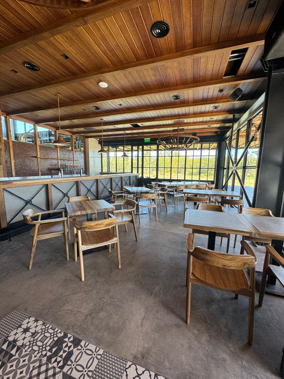 Casa Rabieta - vista con bar