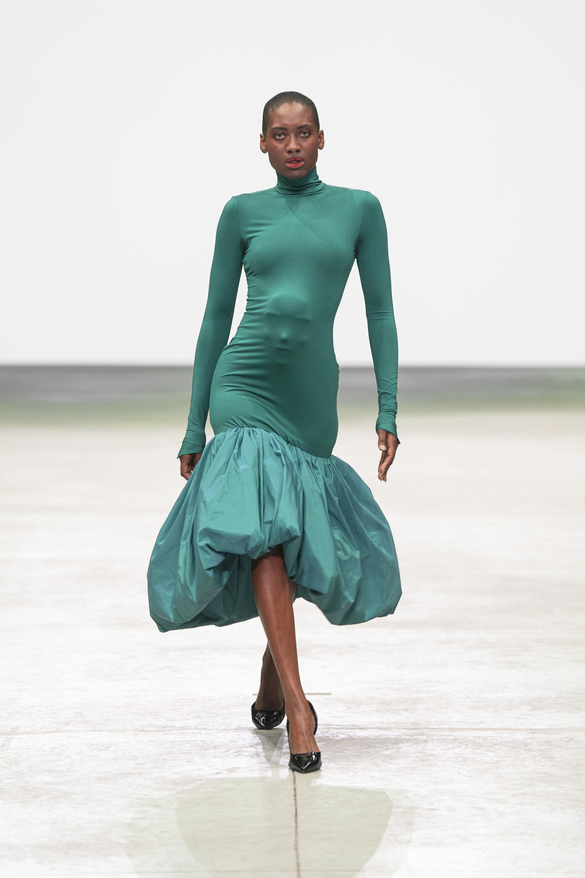 Runway Celestina
