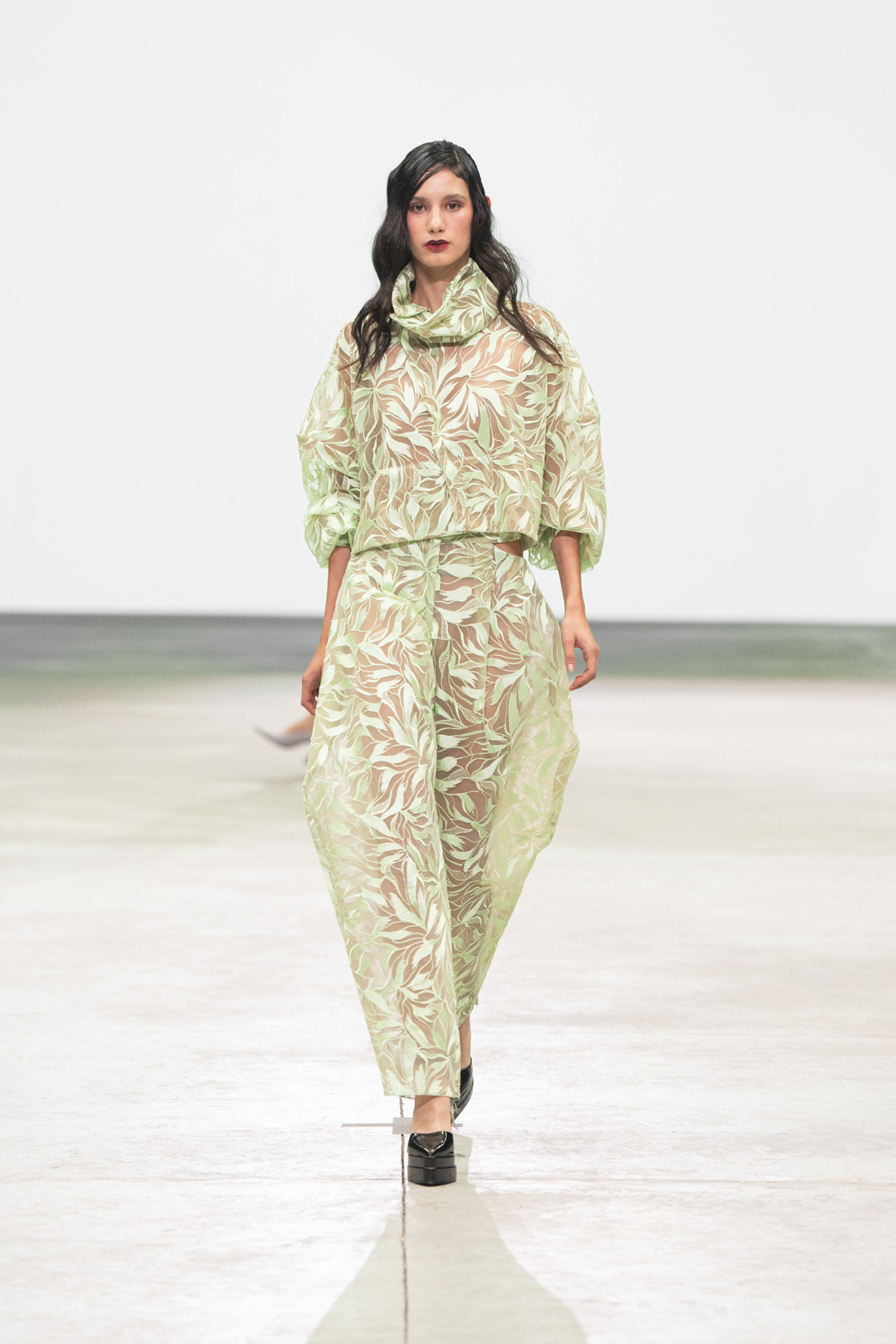 Runway Celestina