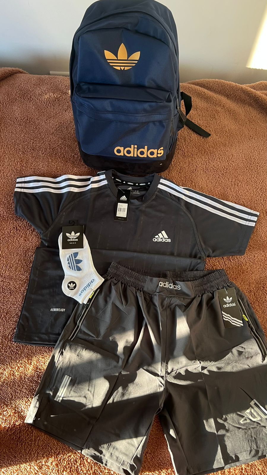 Unboxing Pack Adidas x4