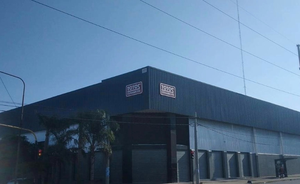 Centro de Distribución Totos Cerámicos
