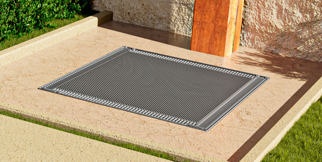 Tampa casa de maquina com grelha antiderrapante