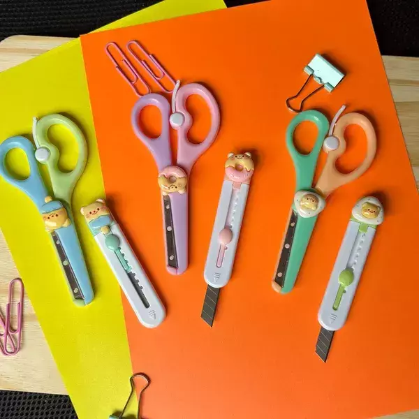 Banner da categoria Estiletes tesouras e cortadores