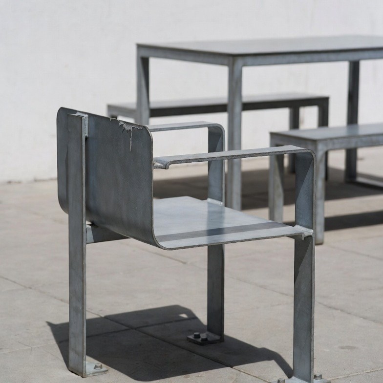 Sillas metálicas - ejemplo