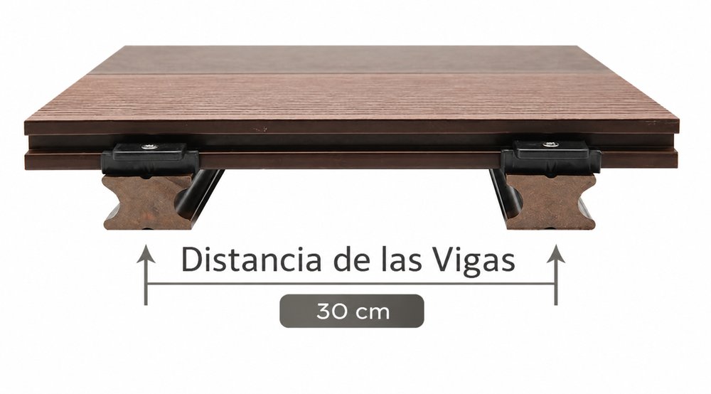 Tablas de deck WPC sobre vigas separadas 30 cm, fijadas con clips