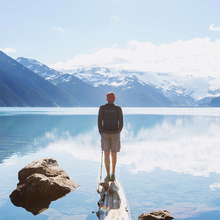 Viajero en la naturaleza