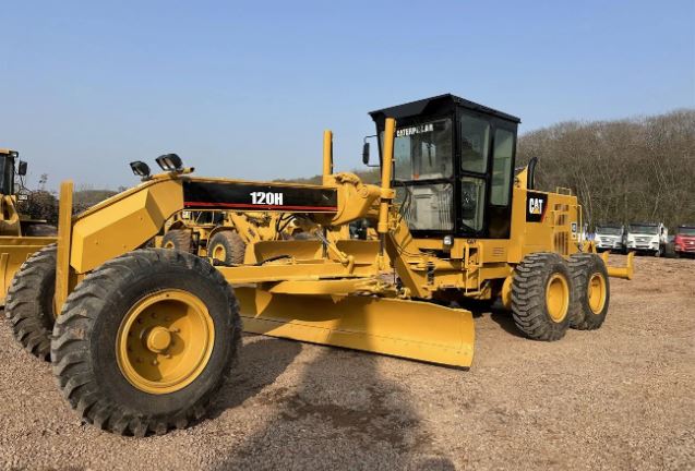 CAT 140K