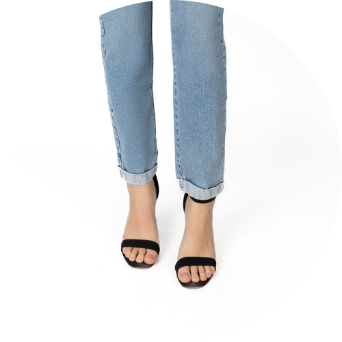 Detalhes Mom Jeans Clara D17