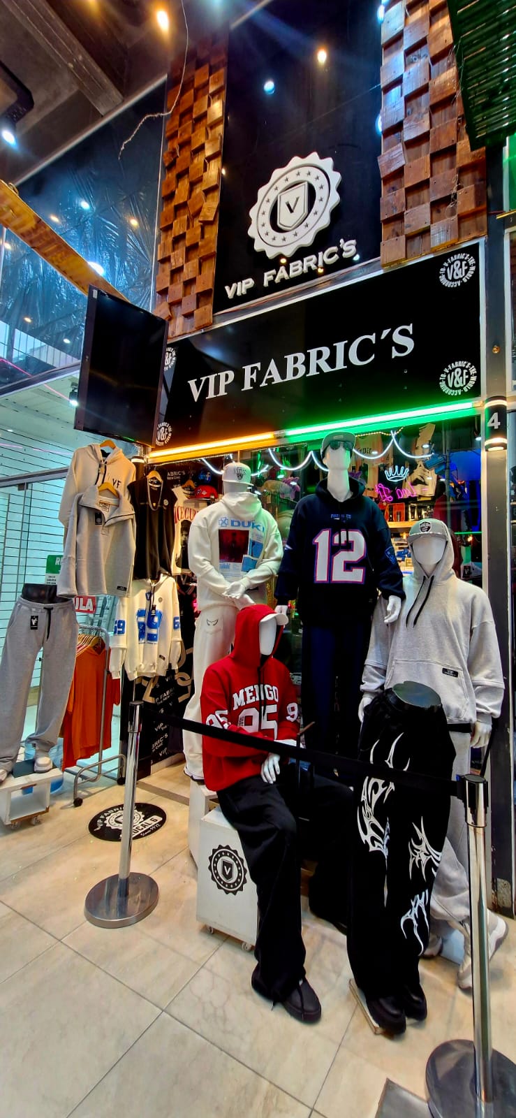 Local VIP Fabric's Helguera 280 - Flores, Buenos Aires