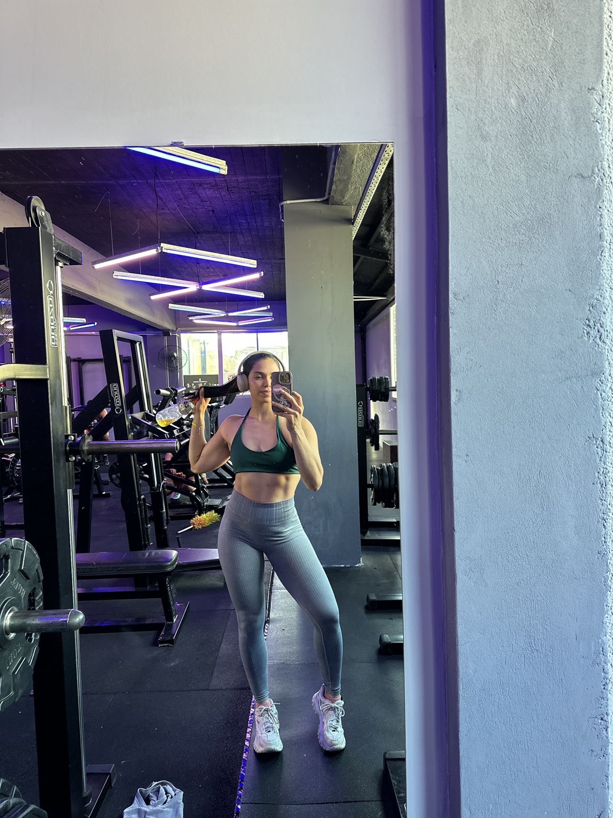 Marialaura entrenando en gimnasio
