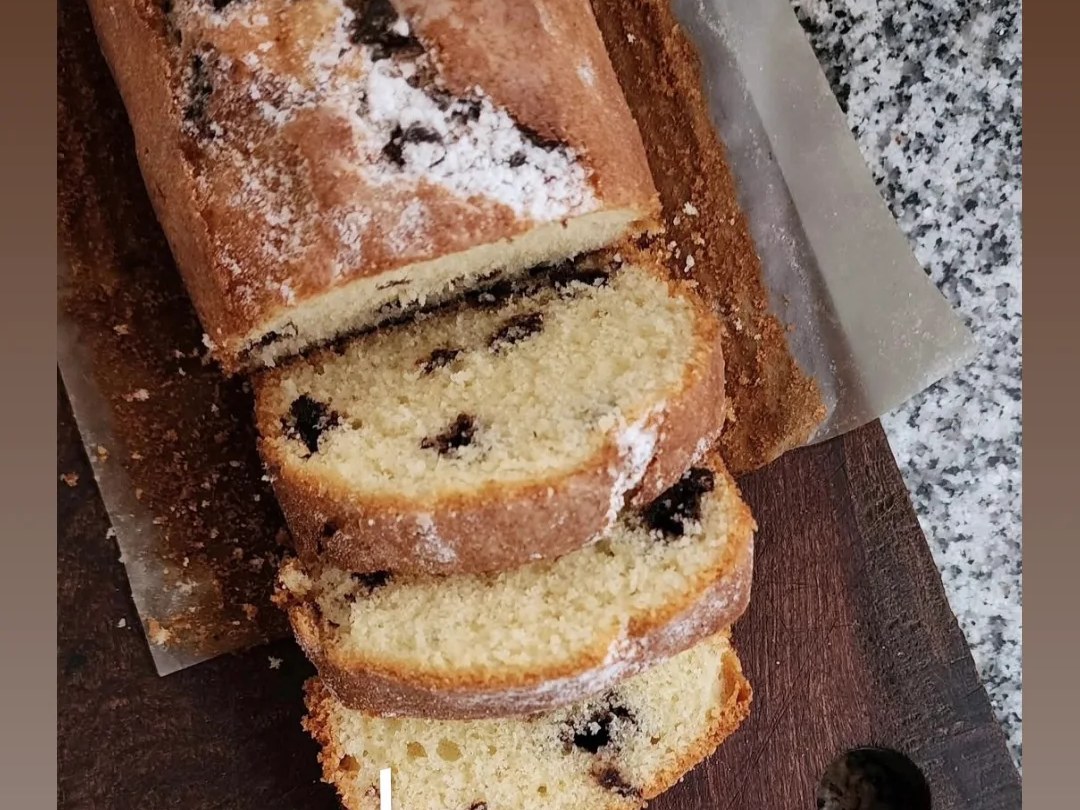 Budín con chips de chocolate de Corteza, foto de @candesants