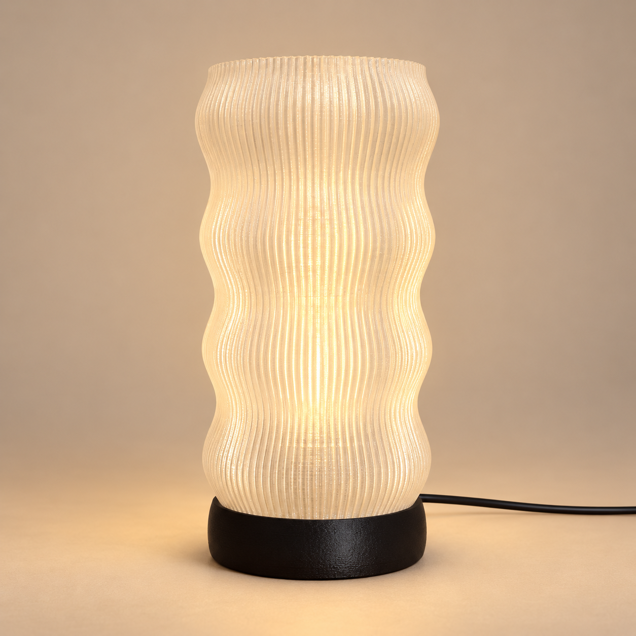 Luminária Vela acesa, com cúpula ondulada