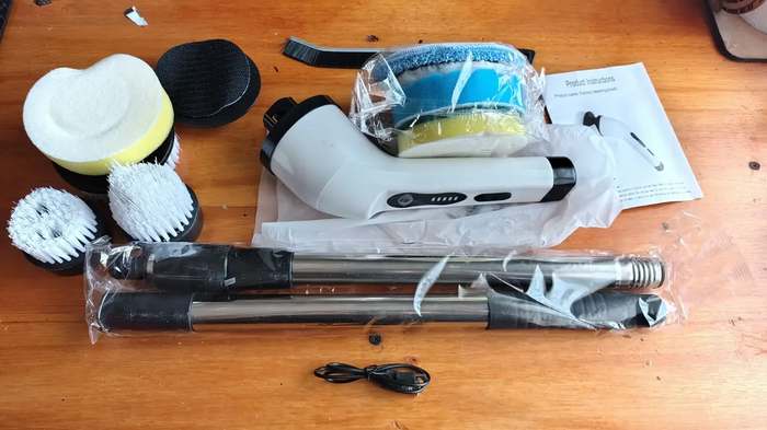 Cepillo 7 en 1 con accesorios reales
