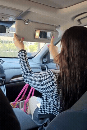 Espejo Aurova en visera de auto