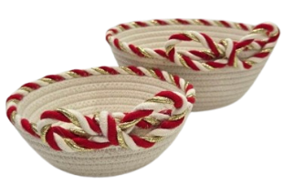 Set de 2 Cestas Navideñas Artesanales Crudo Rojo y Dorado