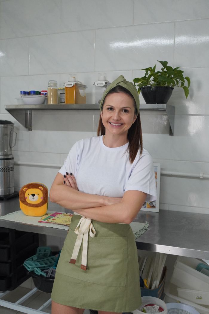 Fundadora da Nutrir Amor na cozinha