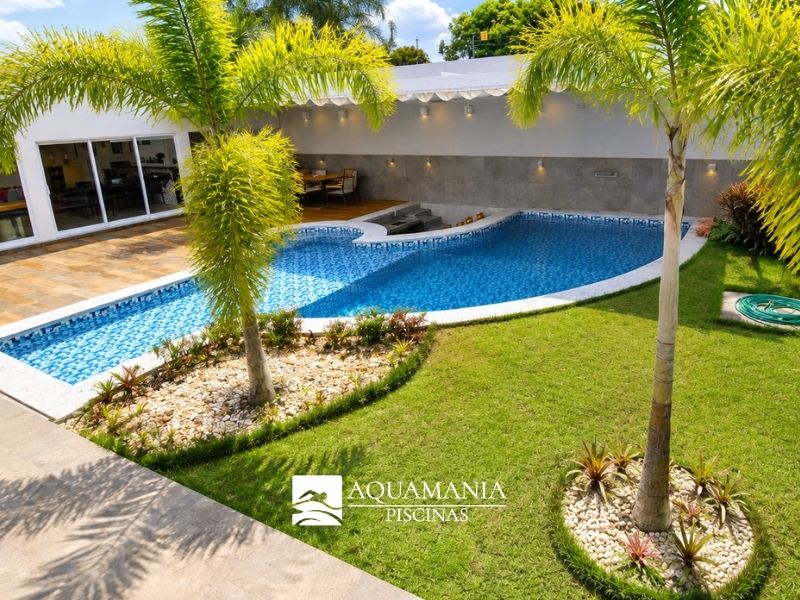 piscina-de-alvenaria-com-vinil-em-ceres