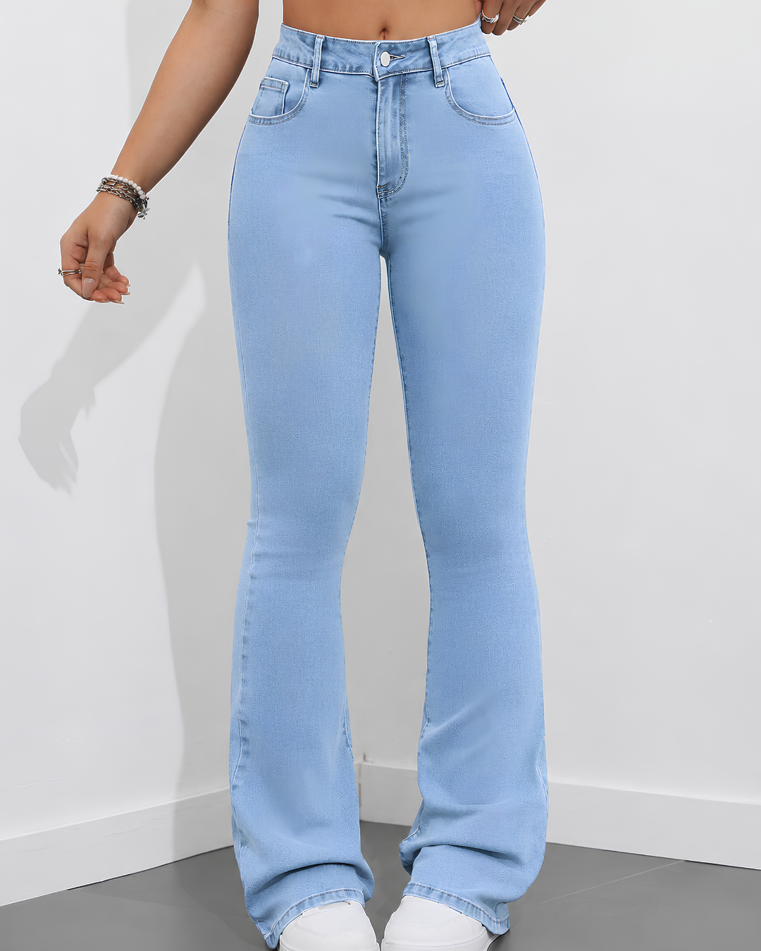 Jean Oxford Celeste Bicco en movimiento