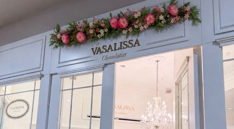 Ambientación para locales y showrooms — Las Casianas