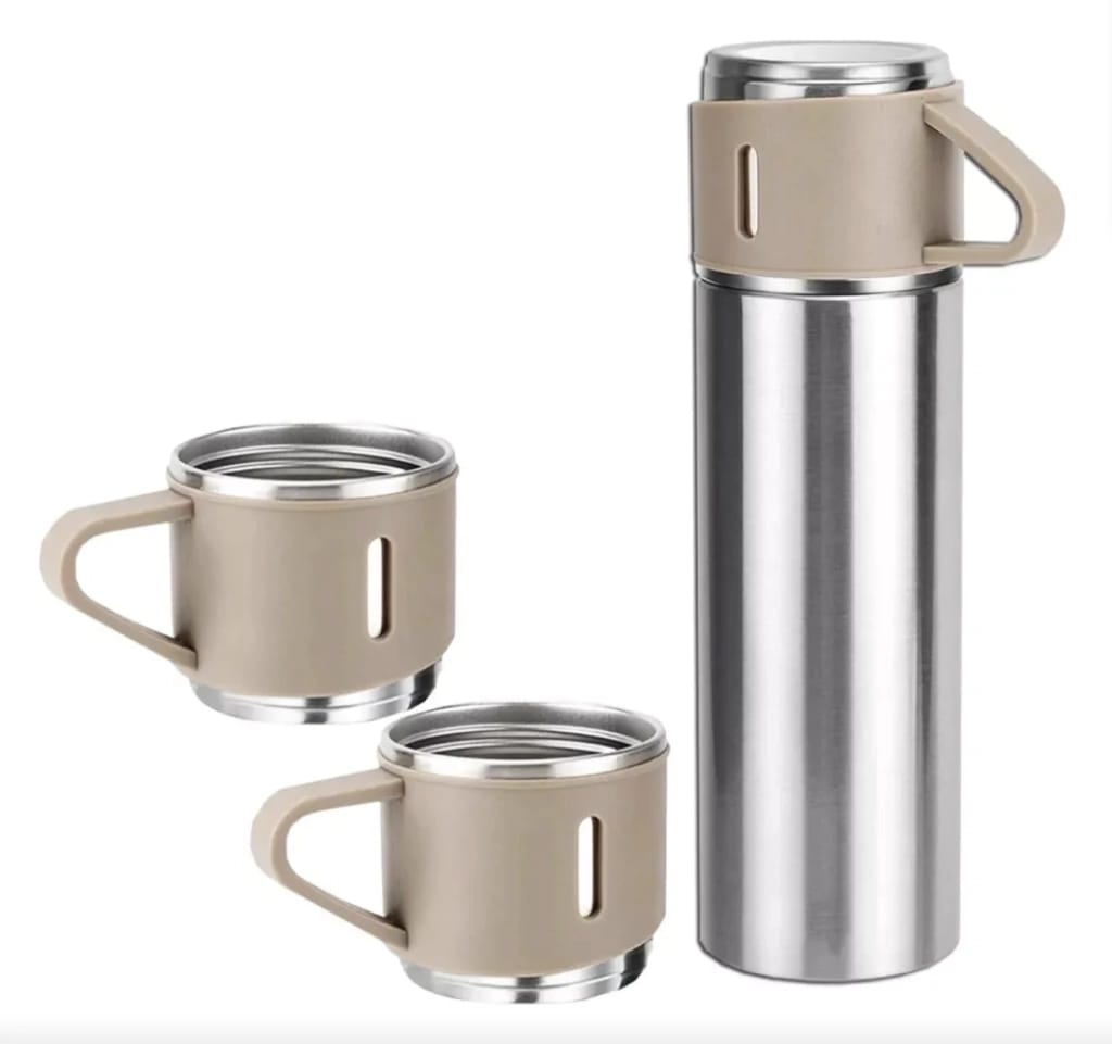 Termo port&aacute;til 500ml con 3 tazas