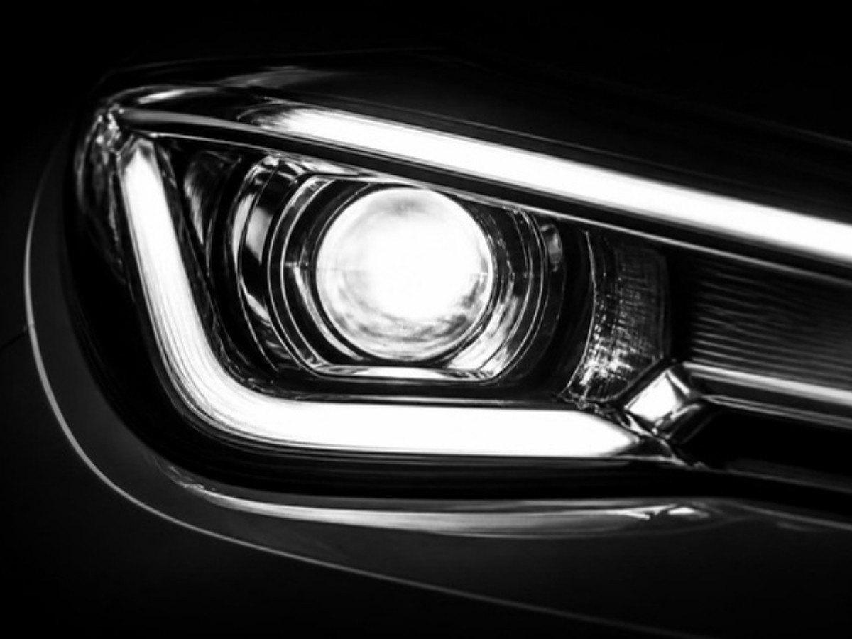 Farol LED aceso