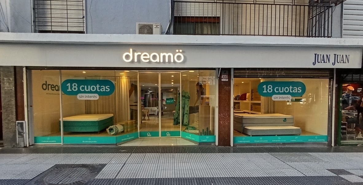 Fachada del local dreamö de Azcuénaga 1088, Barrio Norte