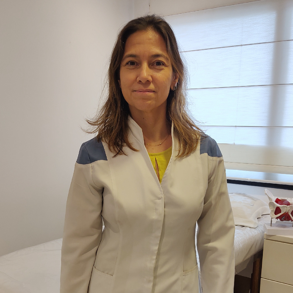Vany Giannini no consultório — fisioterapia pélvica