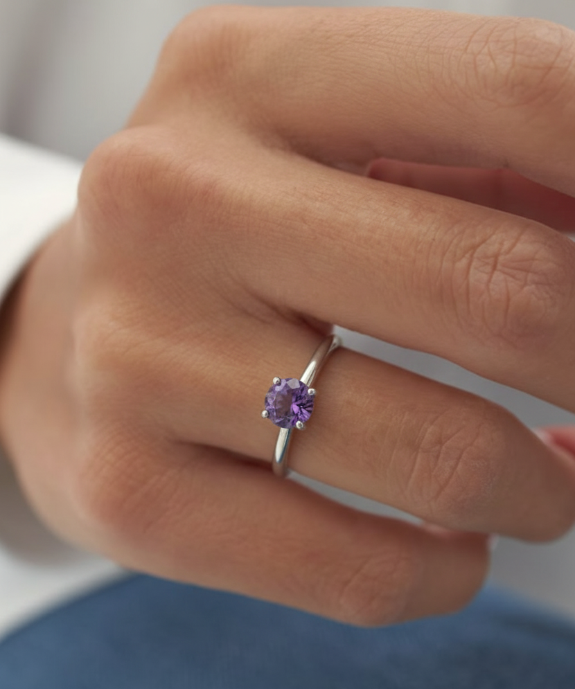 anillo compromiso matrimonio safiro morado