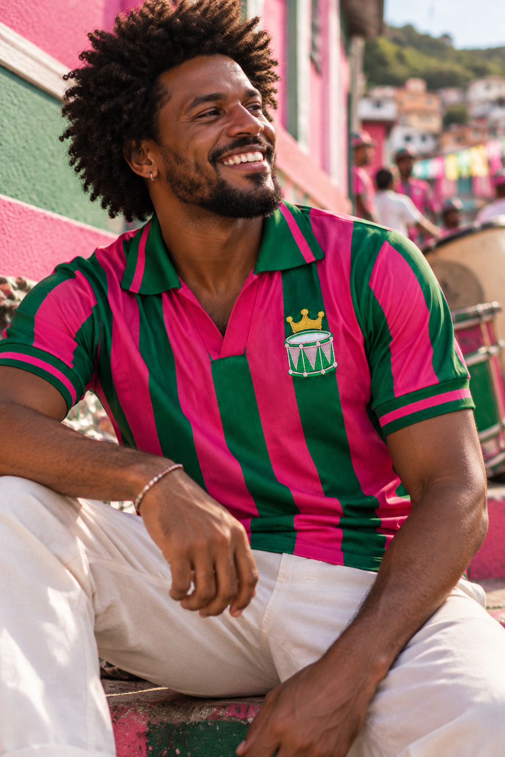 Camisa Carnaval Heritage listrada verde e rosa com escudo bordado