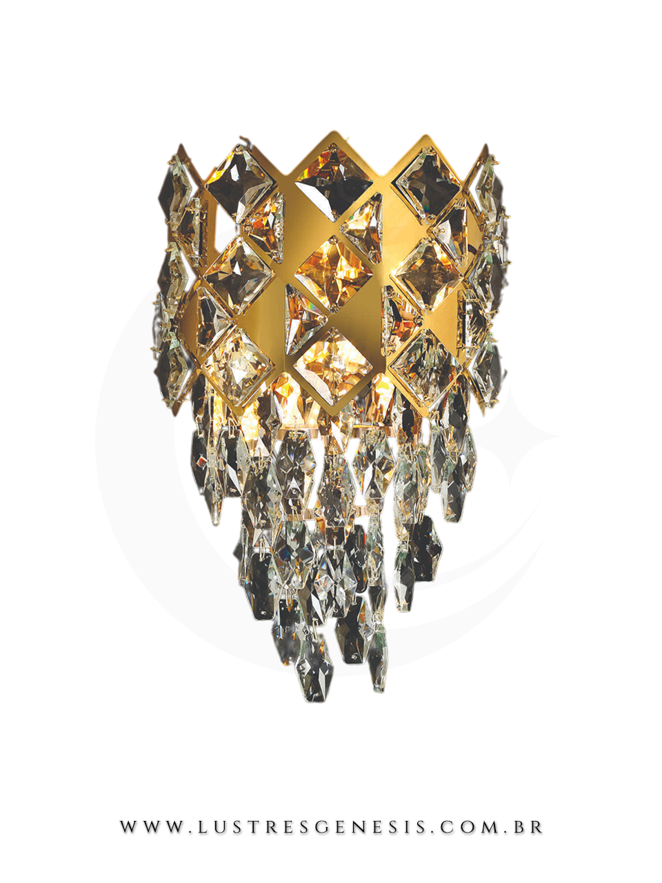 Arandela de parede de cristal Freya dourada, com design contempor&acirc;neo e detalhes geom&eacute;tricos, ideal para decora&ccedil;&atilde;o de cabeceira de cama, corredor, quartos e lavabos.