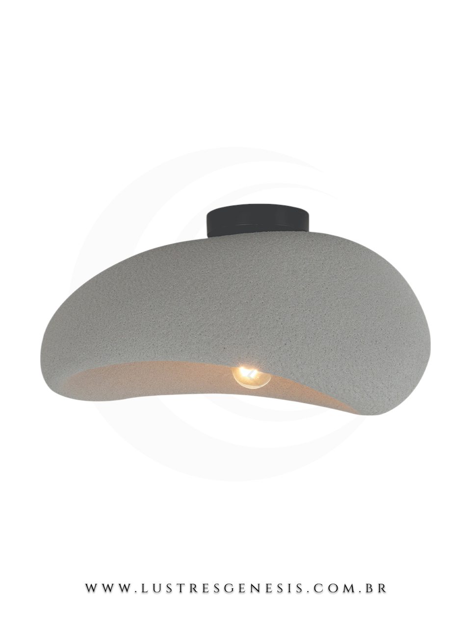 Plafon de teto com design orgânico, com formato irregular e acabamento texturizado em cor cinza cimento.