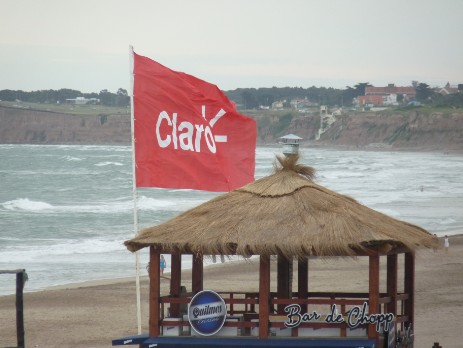 Claro en la playa