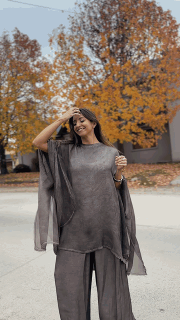 Blusa MILAN Chocolate en movimiento