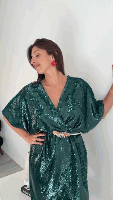 Vestido CAROLA en movimiento