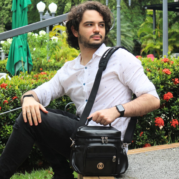 Iron Bag Premium Black G fora da academia