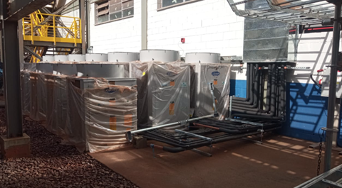 Conjunto de condensadoras do sistema de climatização industrial