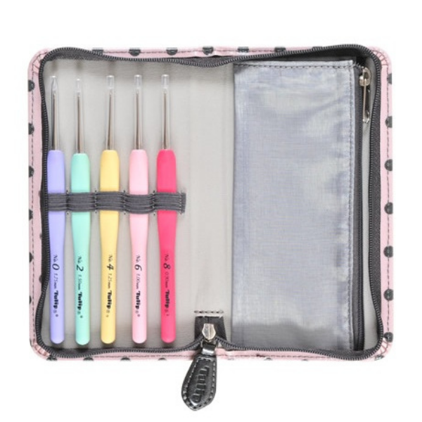 Tulip Sucre Bead set with five fine crochet hooks
